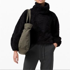 Lululemon WARM RESTORE SHERPA PULLOVER